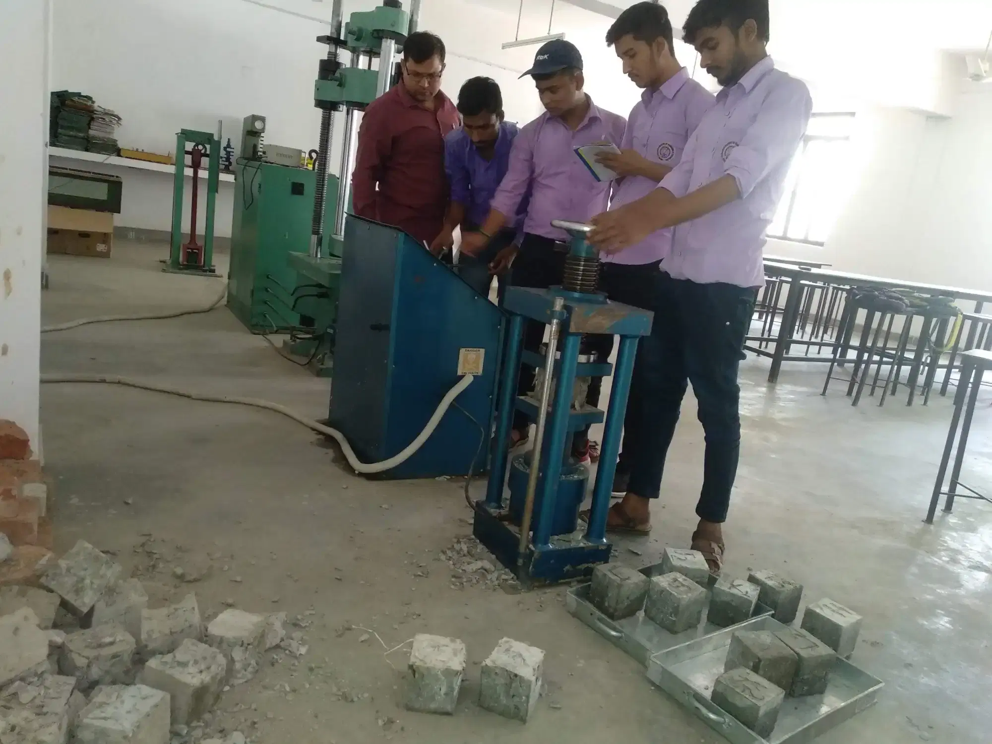 Madhu Vachaspati Institute of Engineering & Technology Kaushambi Civil Lab photo 7